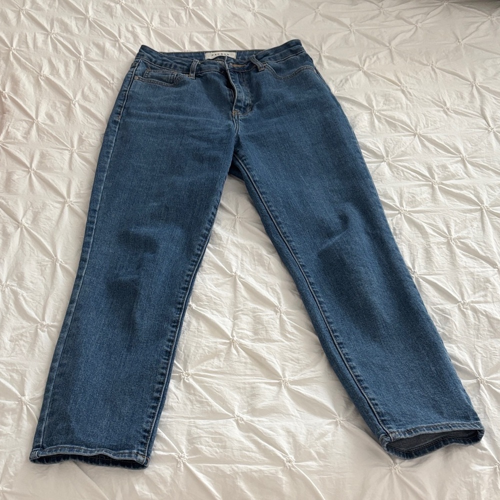 PacSun Women's Straight Leg Jeans in Dark Blue Wash